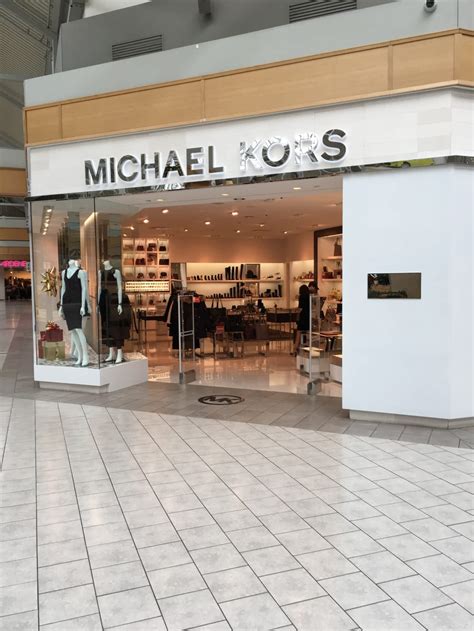 Michael Kors store pointe claire